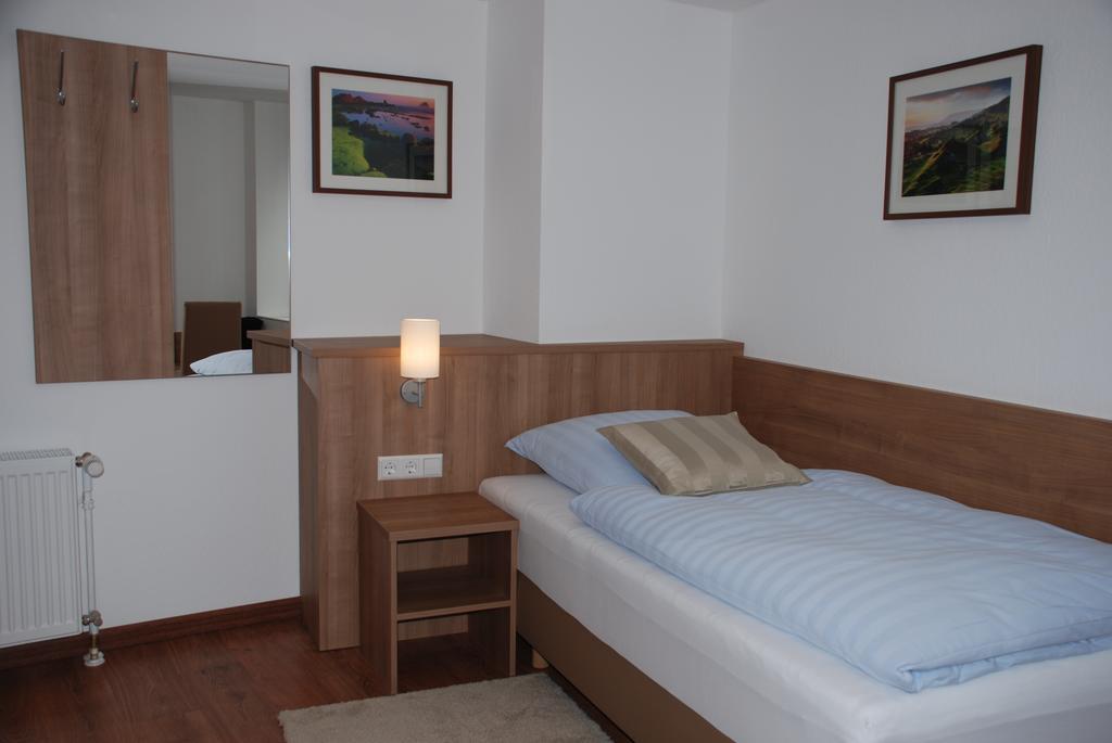 Hotel Rest Inn Bretten Zimmer foto