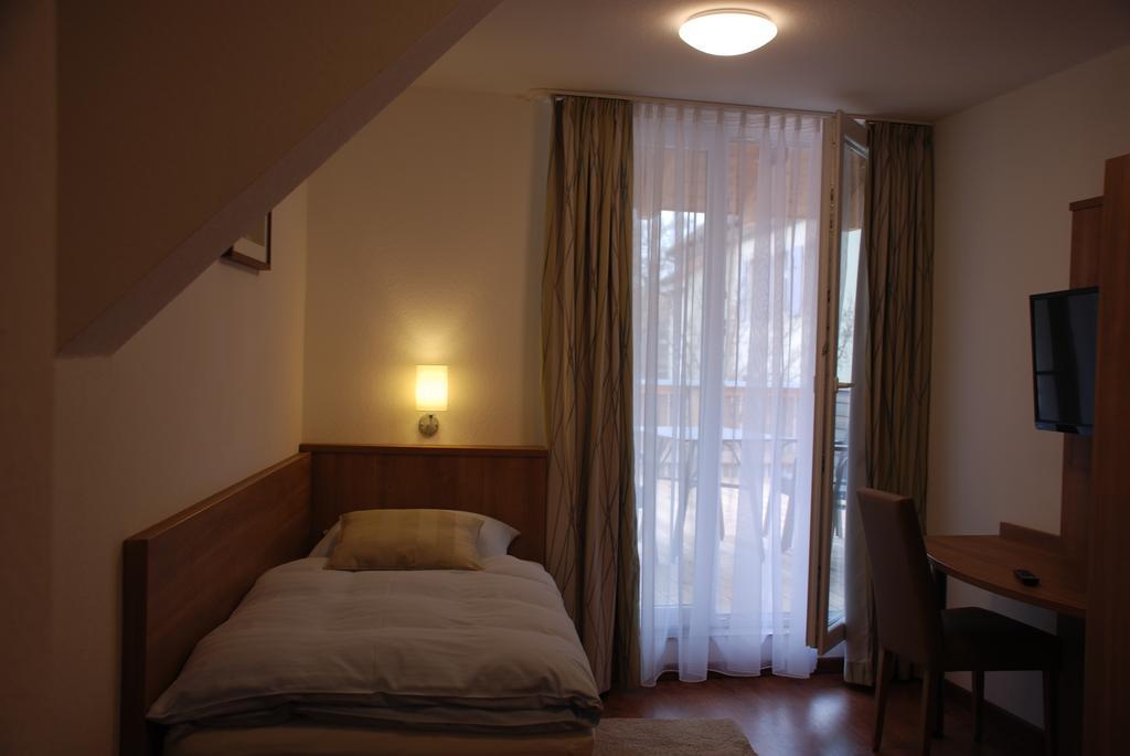 Hotel Rest Inn Bretten Zimmer foto